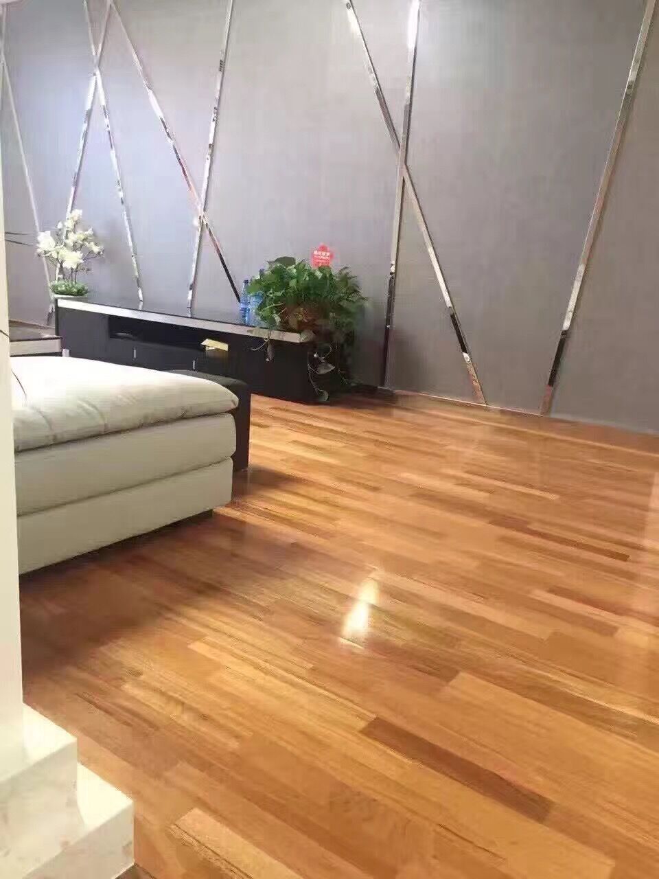 QQ圖片20161212113049.jpg